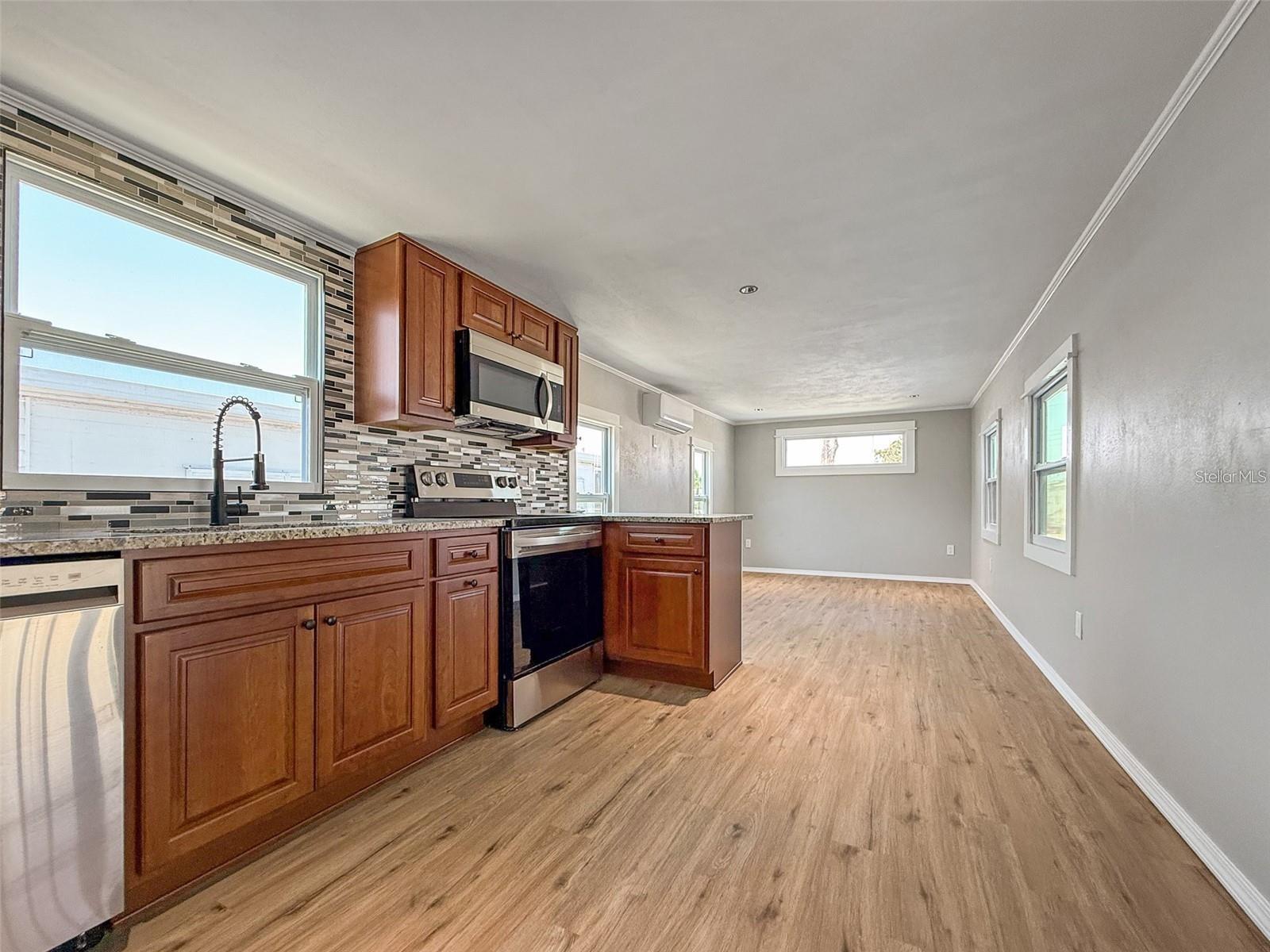 5141 OAKLAND HILLS AVE, SARASOTA, FL, 34234