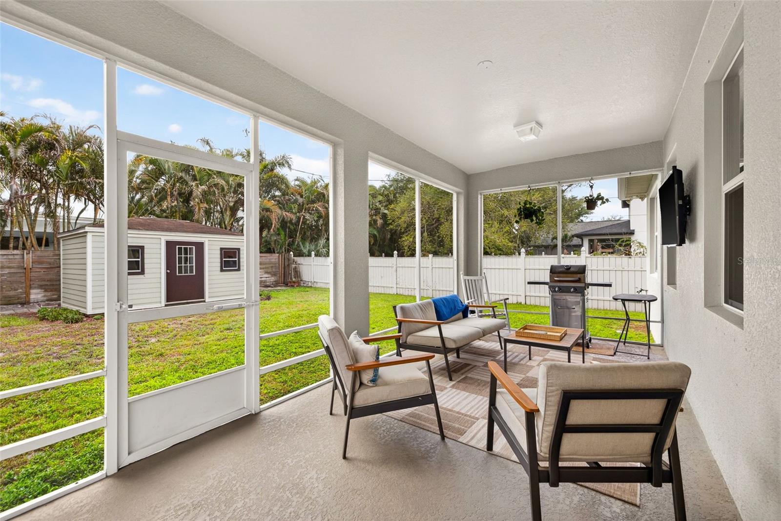 3204 W MARLIN AVE, TAMPA, FL, 33611