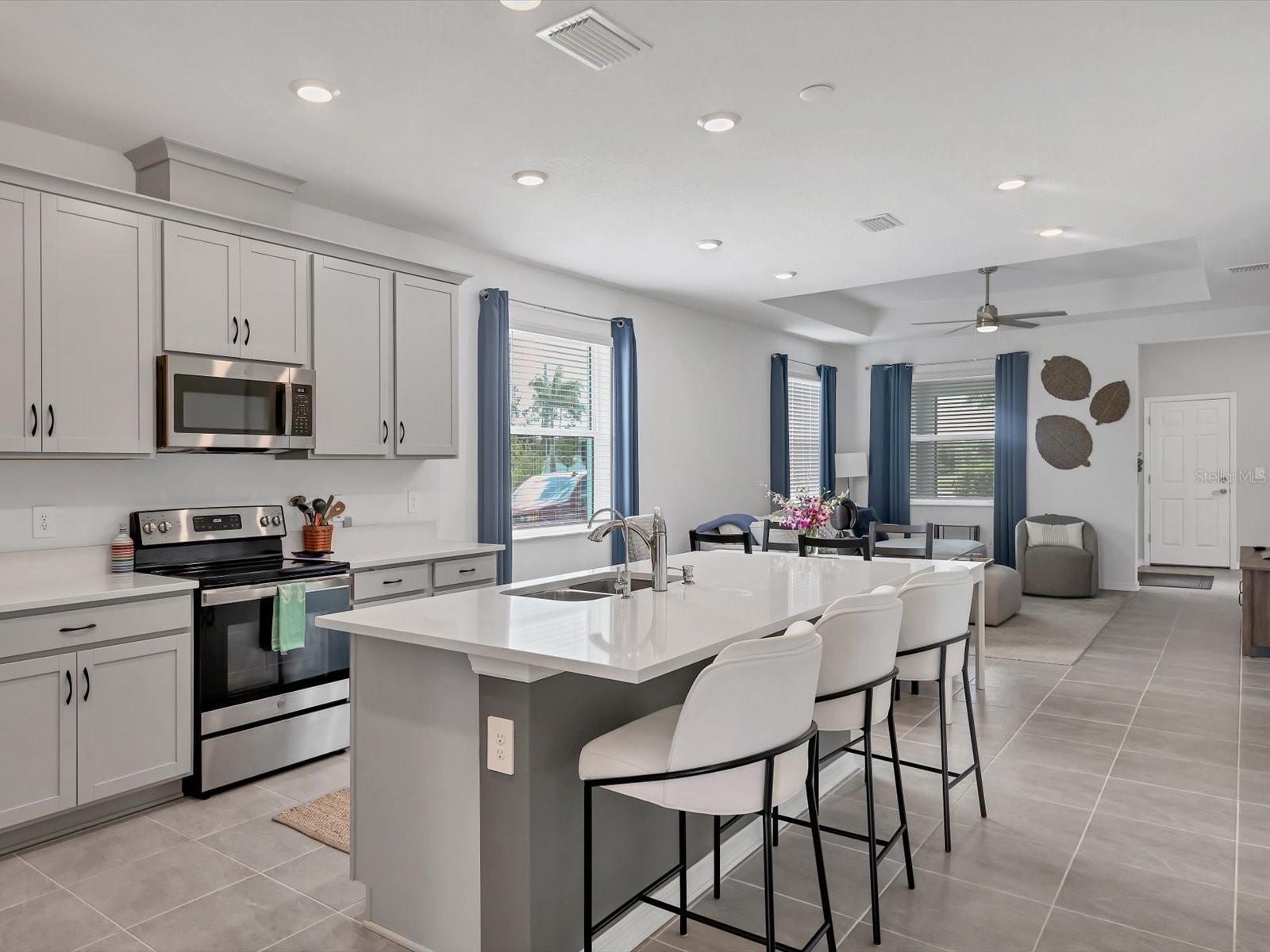 7724 SALOON LN, SARASOTA, FL, 34240