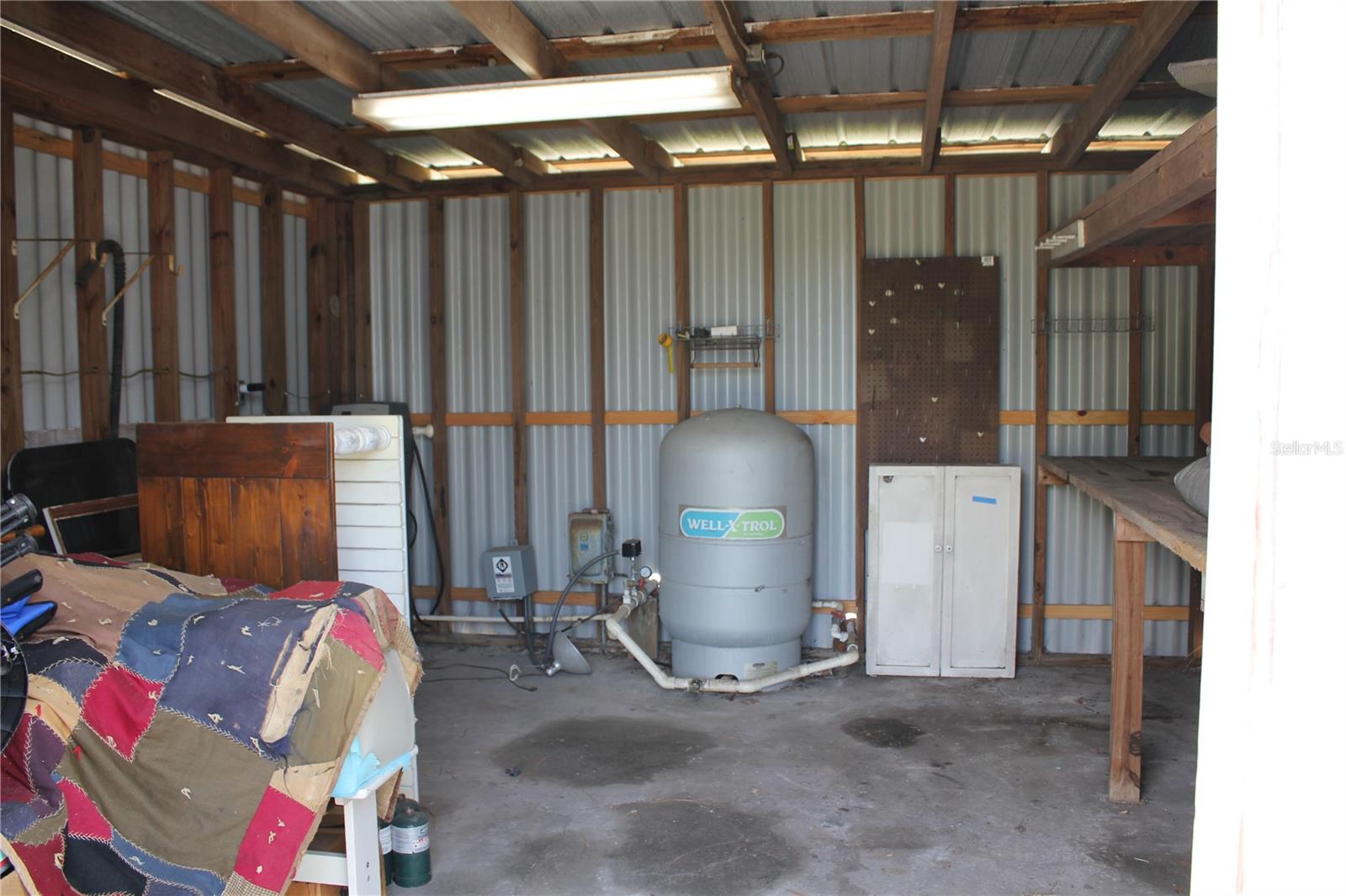 8225 WAKEFORD RD, LAKE WALES, FL, 33898