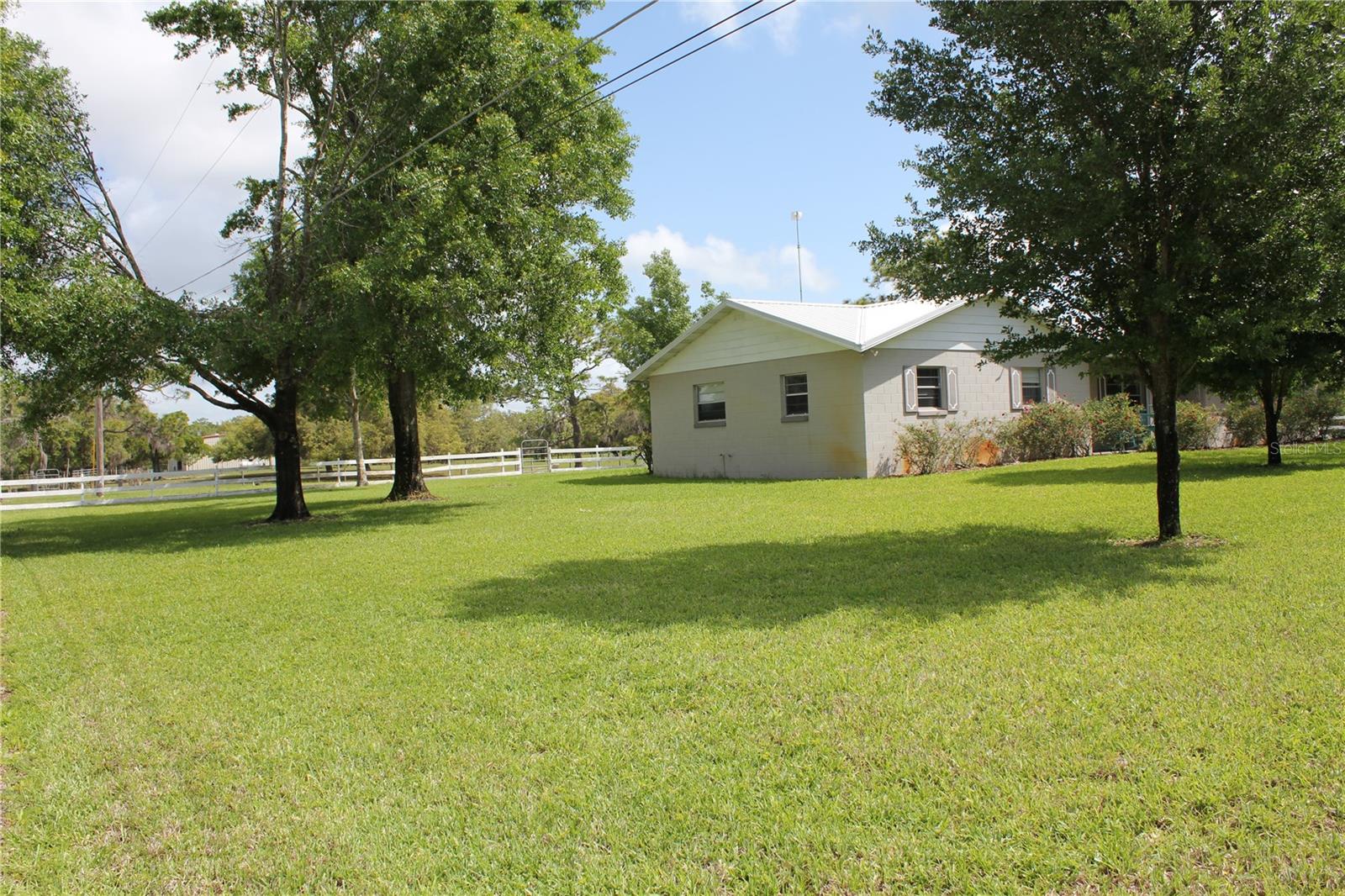 8225 WAKEFORD RD, LAKE WALES, FL, 33898