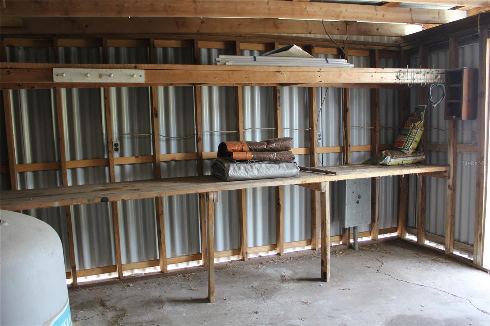 8225 WAKEFORD RD, LAKE WALES, FL, 33898