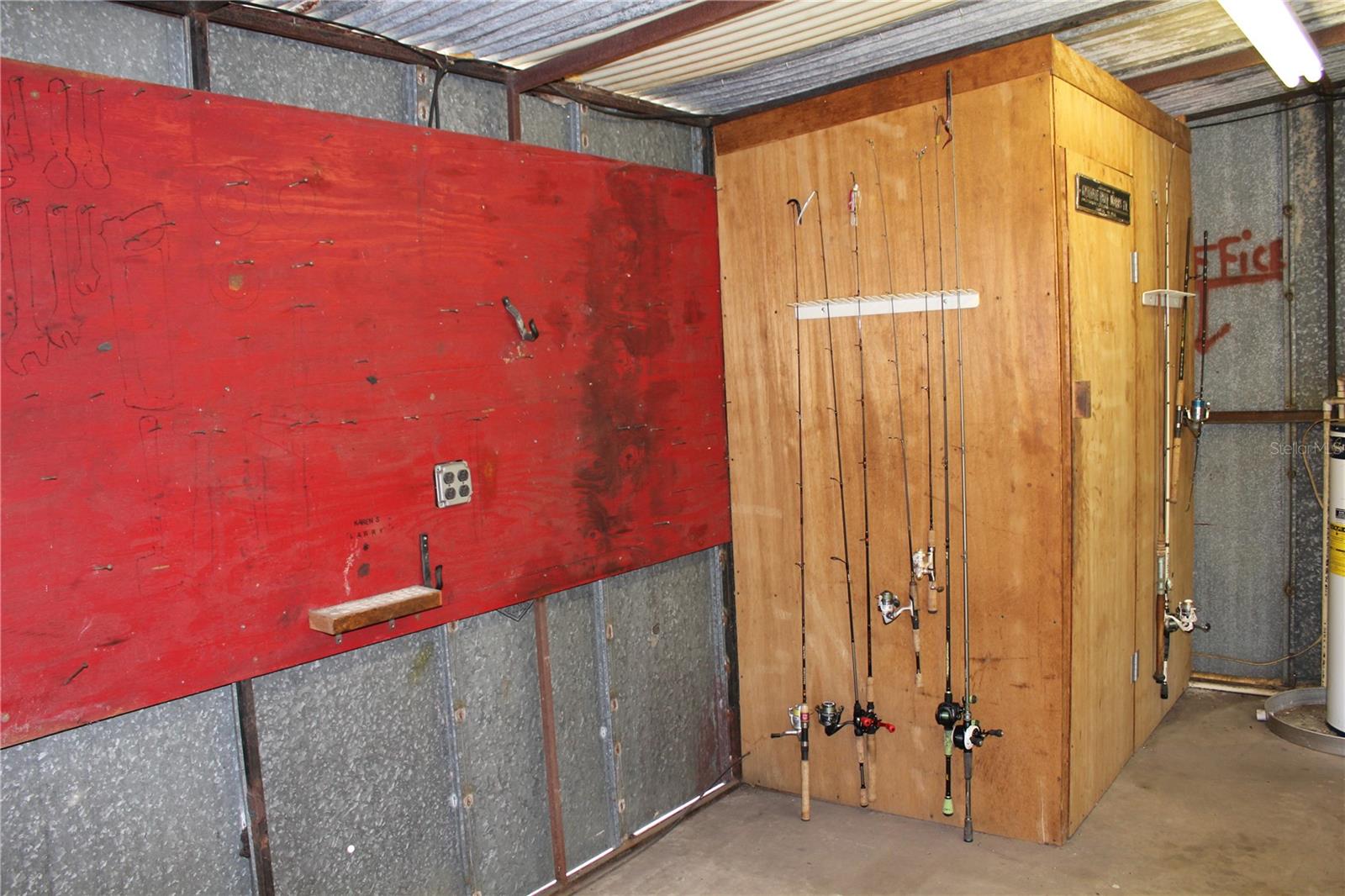 8225 WAKEFORD RD, LAKE WALES, FL, 33898