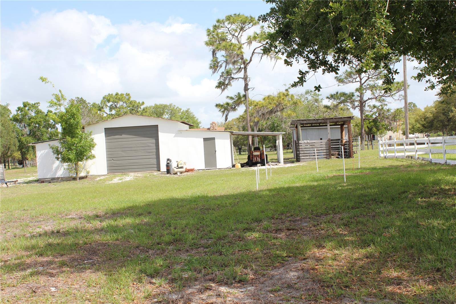 8225 WAKEFORD RD, LAKE WALES, FL, 33898