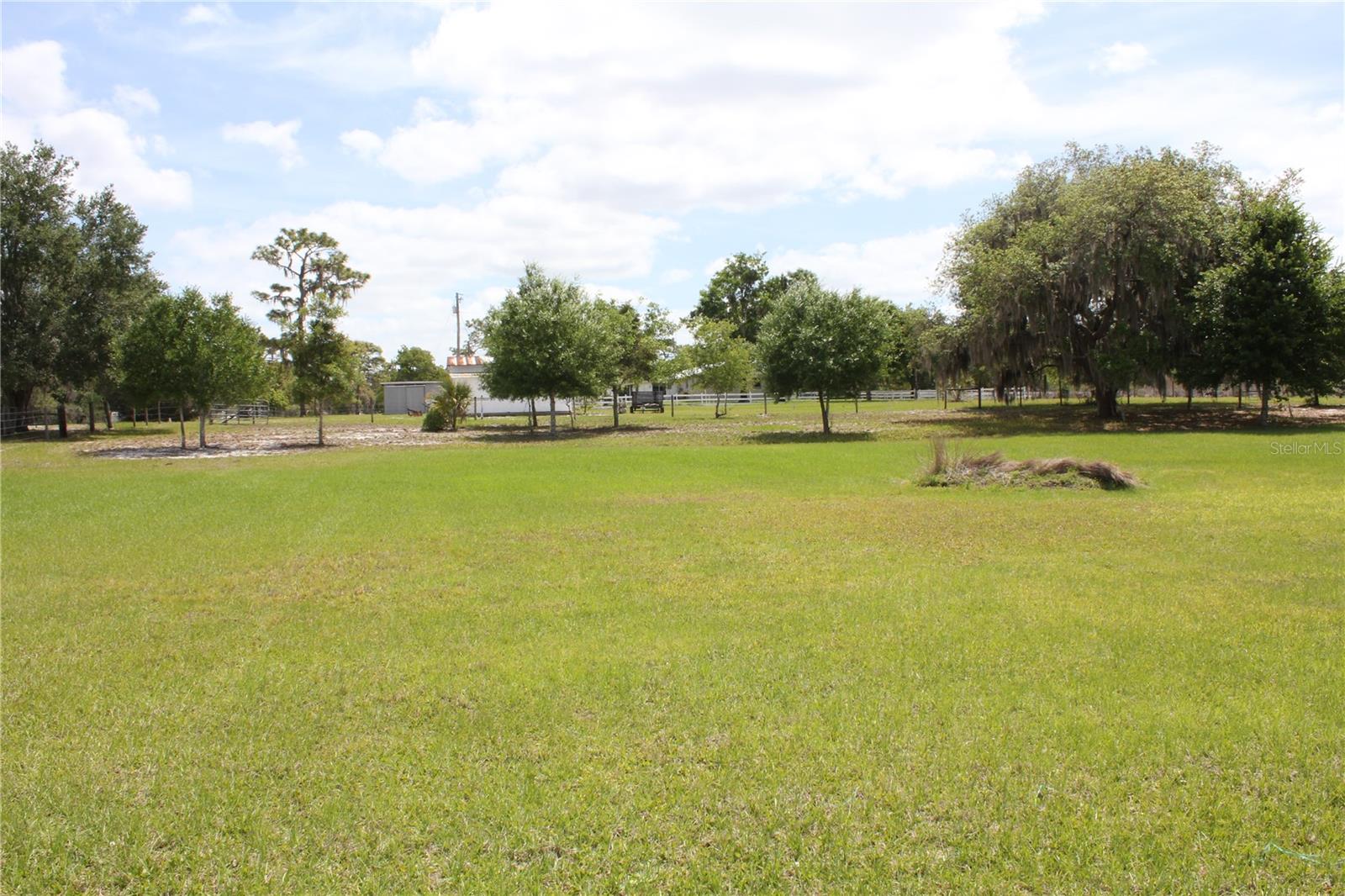 8225 WAKEFORD RD, LAKE WALES, FL, 33898