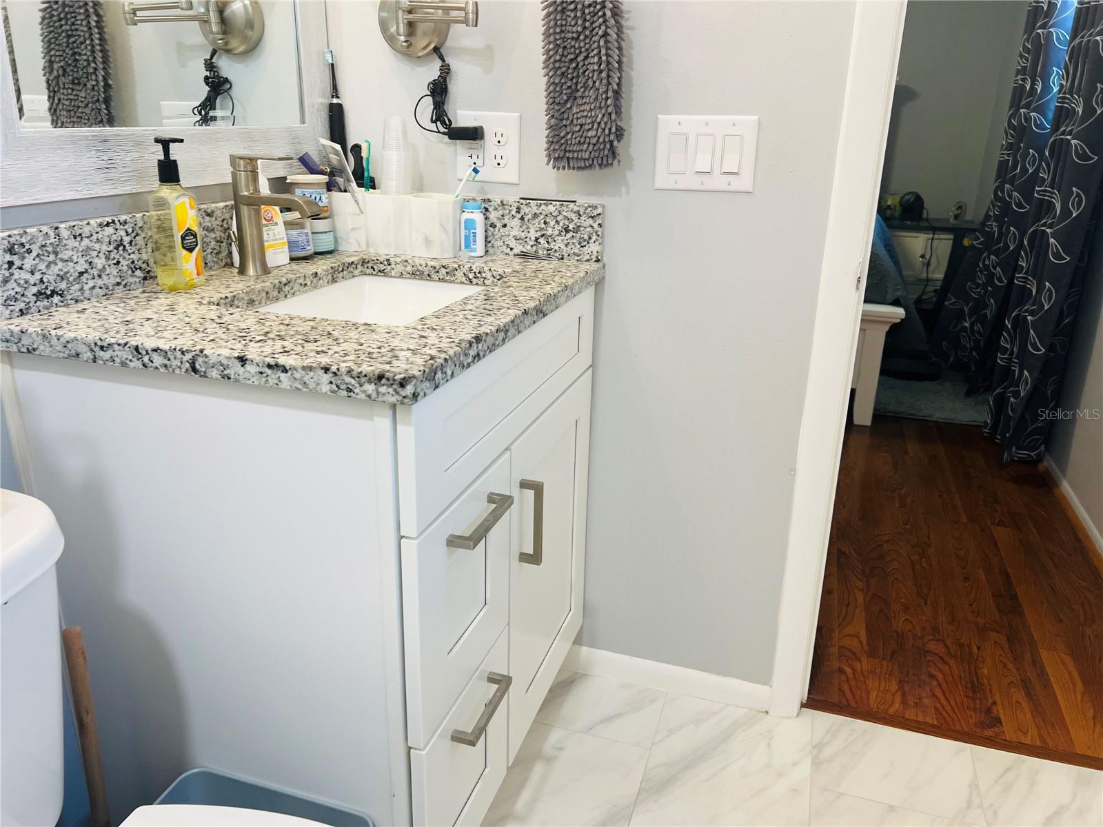 8225 WAKEFORD RD, LAKE WALES, FL, 33898