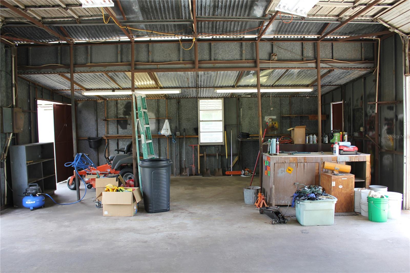 8225 WAKEFORD RD, LAKE WALES, FL, 33898