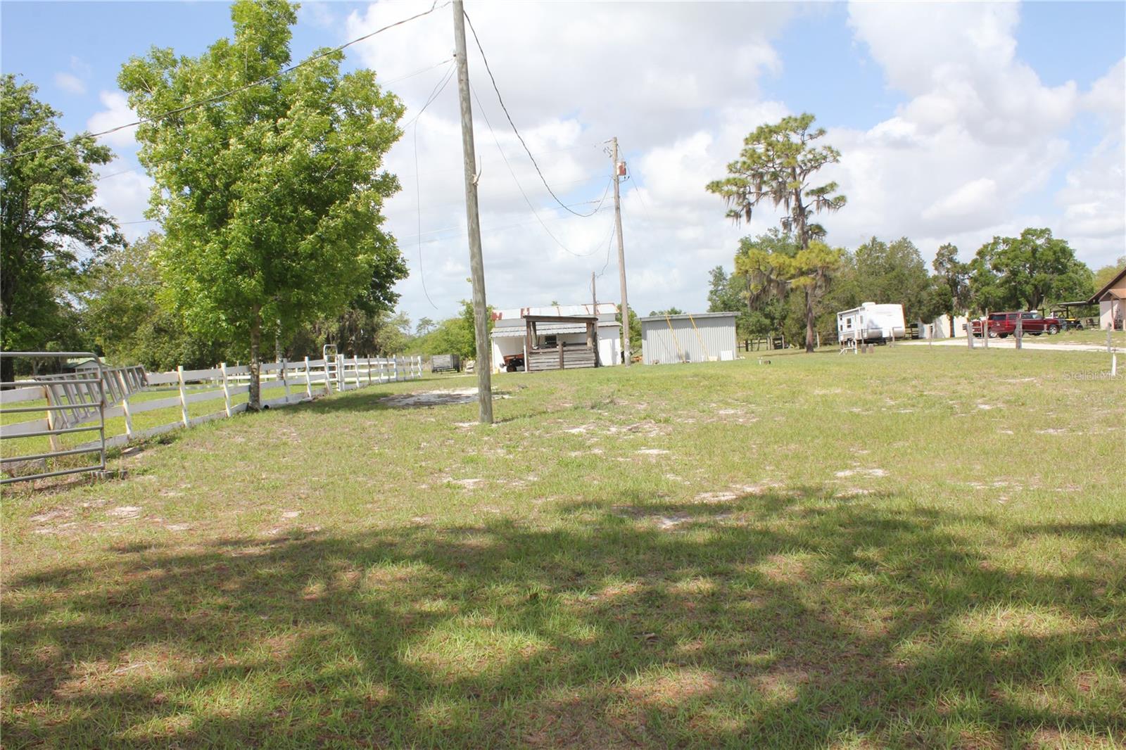8225 WAKEFORD RD, LAKE WALES, FL, 33898