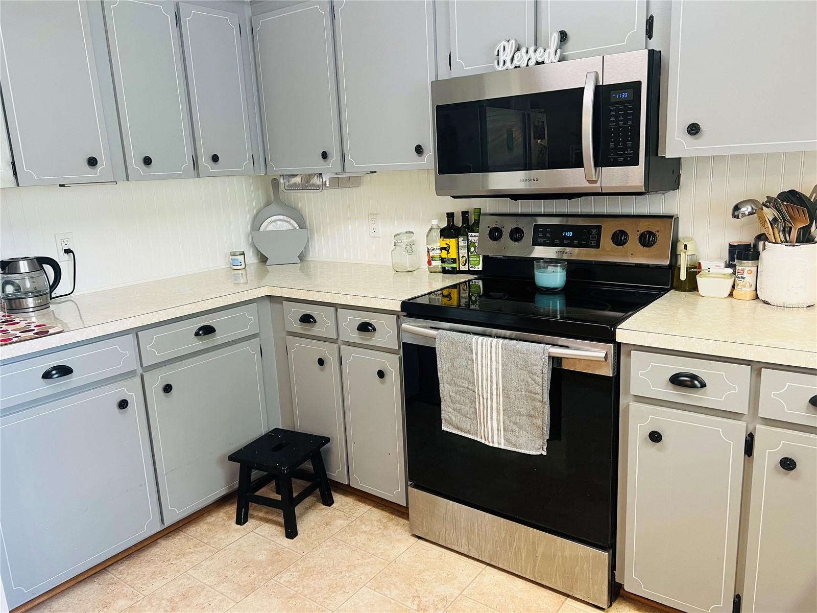 8225 WAKEFORD RD, LAKE WALES, FL, 33898