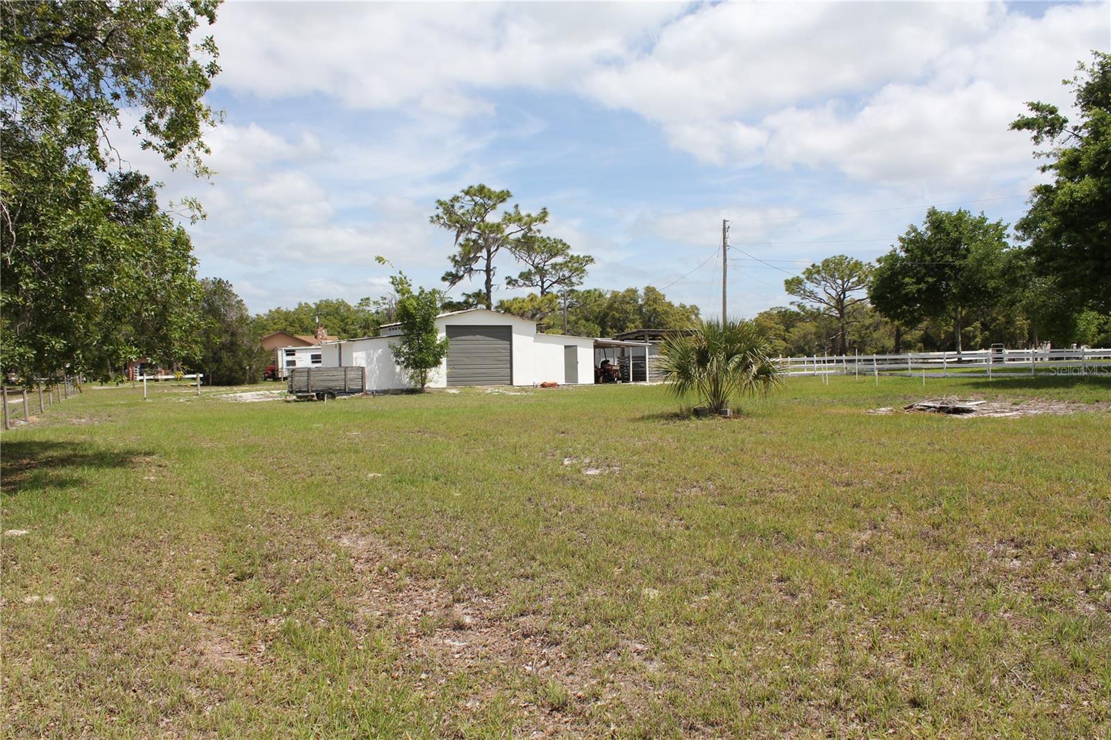 8225 WAKEFORD RD, LAKE WALES, FL, 33898