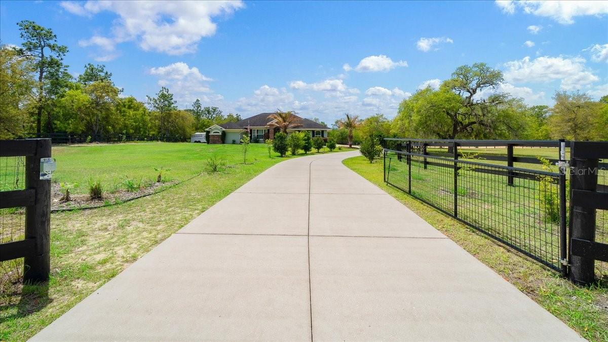 5400 W YEARLING DR, BEVERLY HILLS, FL, 34465