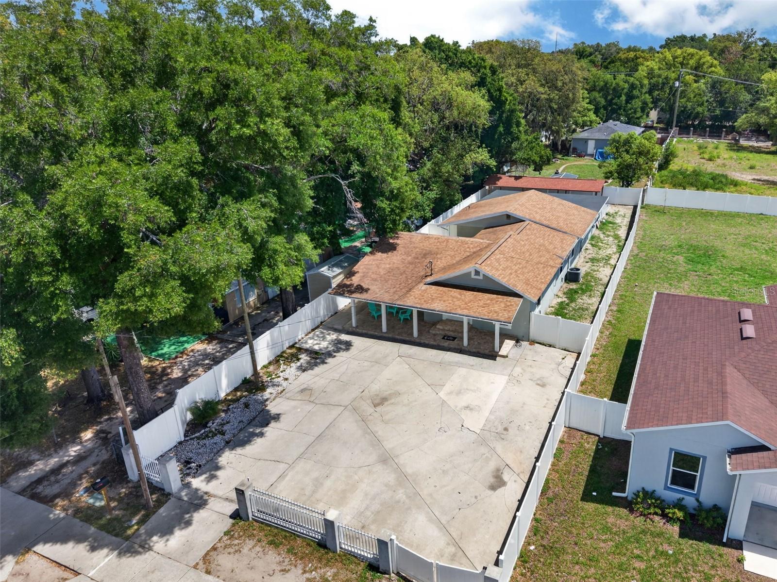 8507 N BROOKS ST, TAMPA, FL, 33604