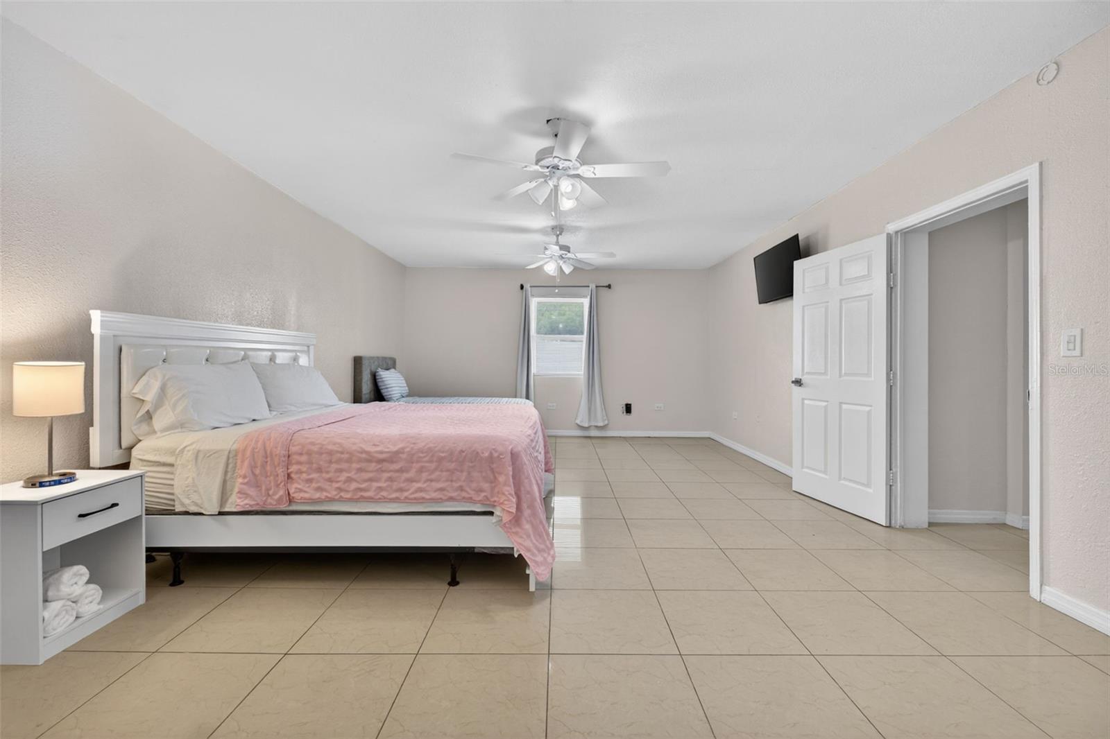 8507 N BROOKS ST, TAMPA, FL, 33604