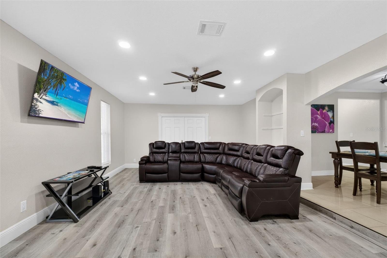 8507 N BROOKS ST, TAMPA, FL, 33604