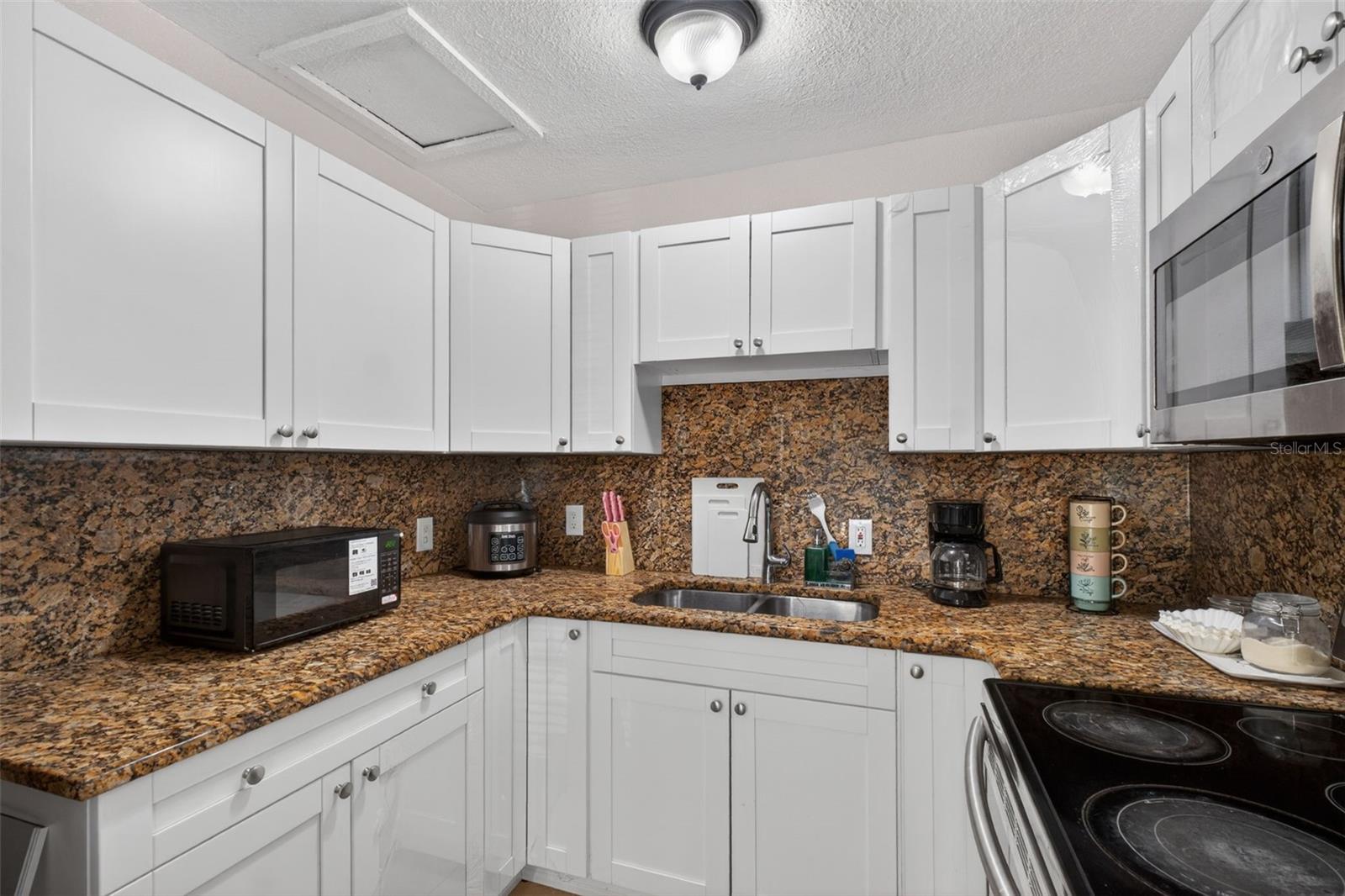 8507 N BROOKS ST, TAMPA, FL, 33604