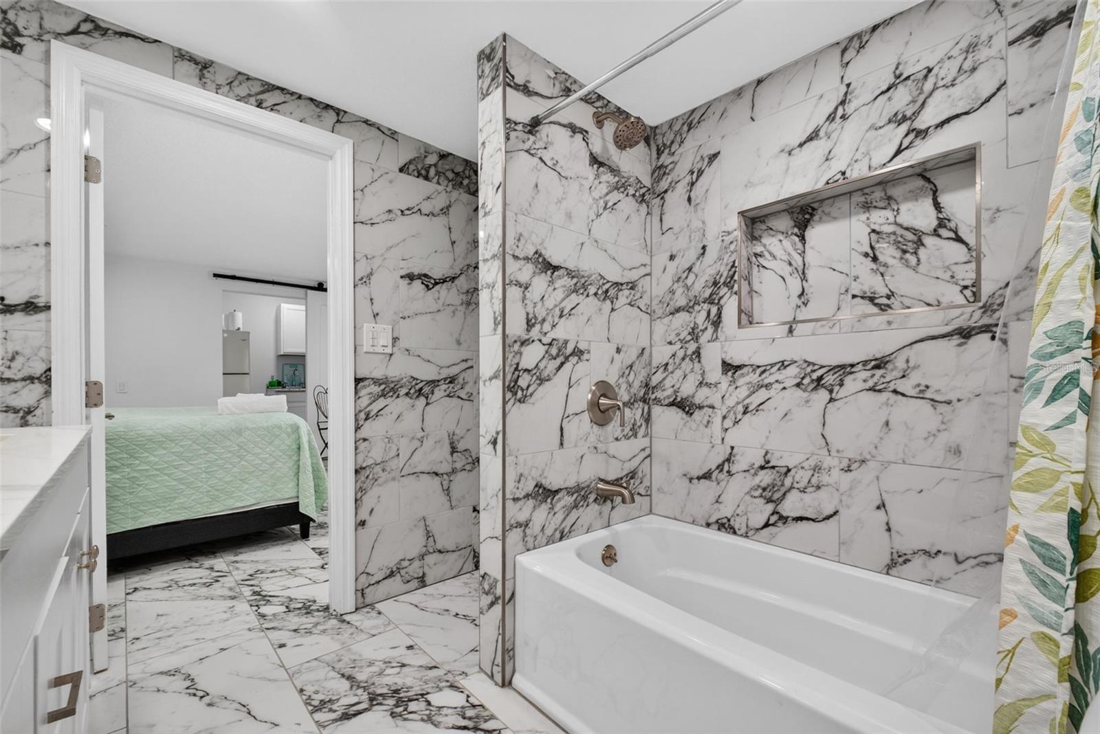 8507 N BROOKS ST, TAMPA, FL, 33604