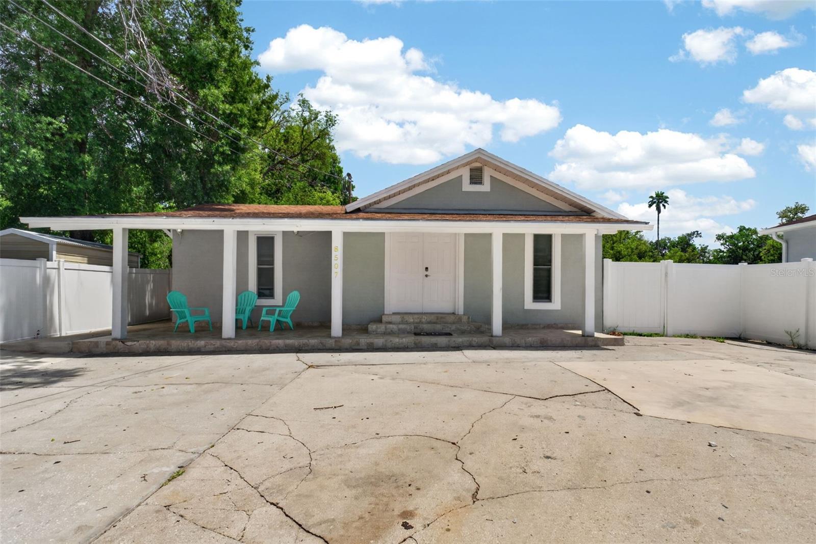 8507 N BROOKS ST, TAMPA, FL, 33604