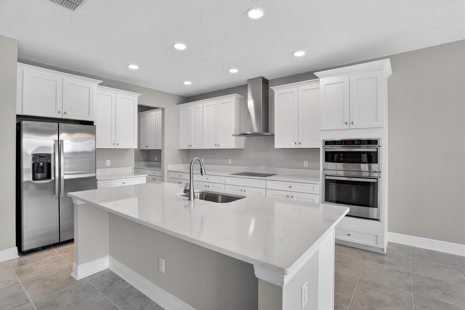 3168 FALL HARVEST DR, ZEPHYRHILLS, FL, 33540