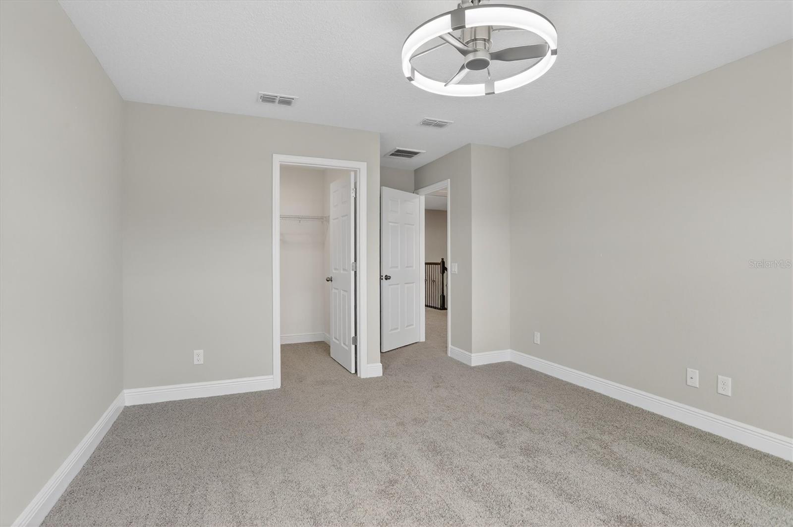 3168 FALL HARVEST DR, ZEPHYRHILLS, FL, 33540