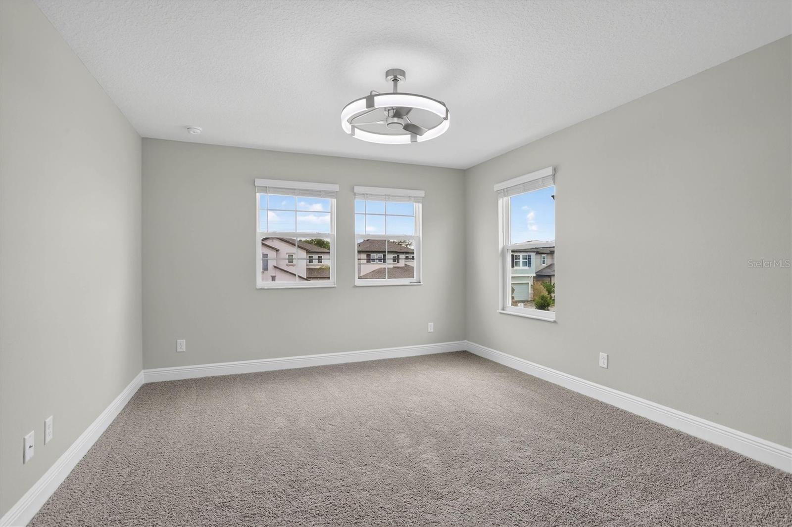 3168 FALL HARVEST DR, ZEPHYRHILLS, FL, 33540