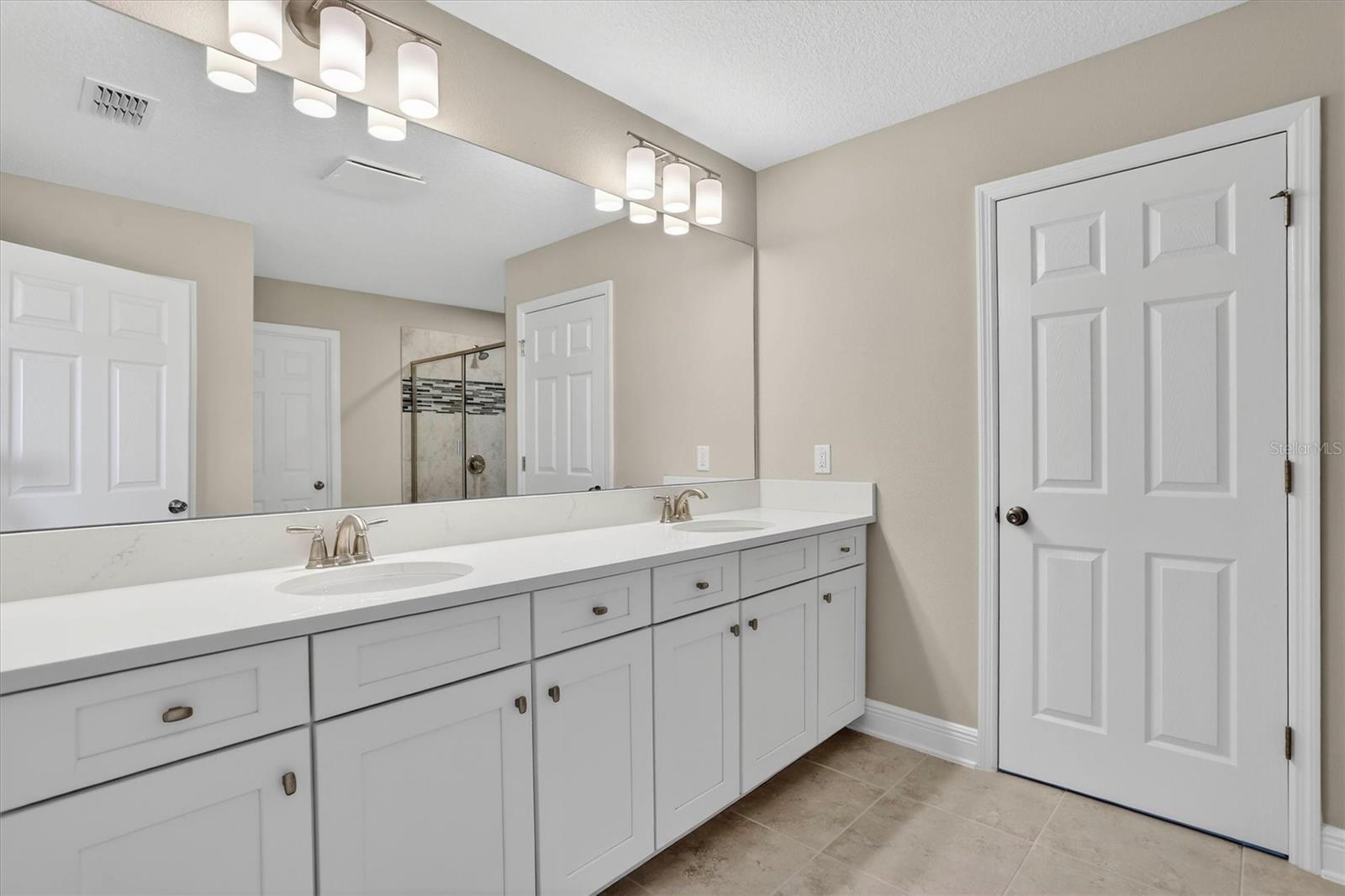 3168 FALL HARVEST DR, ZEPHYRHILLS, FL, 33540