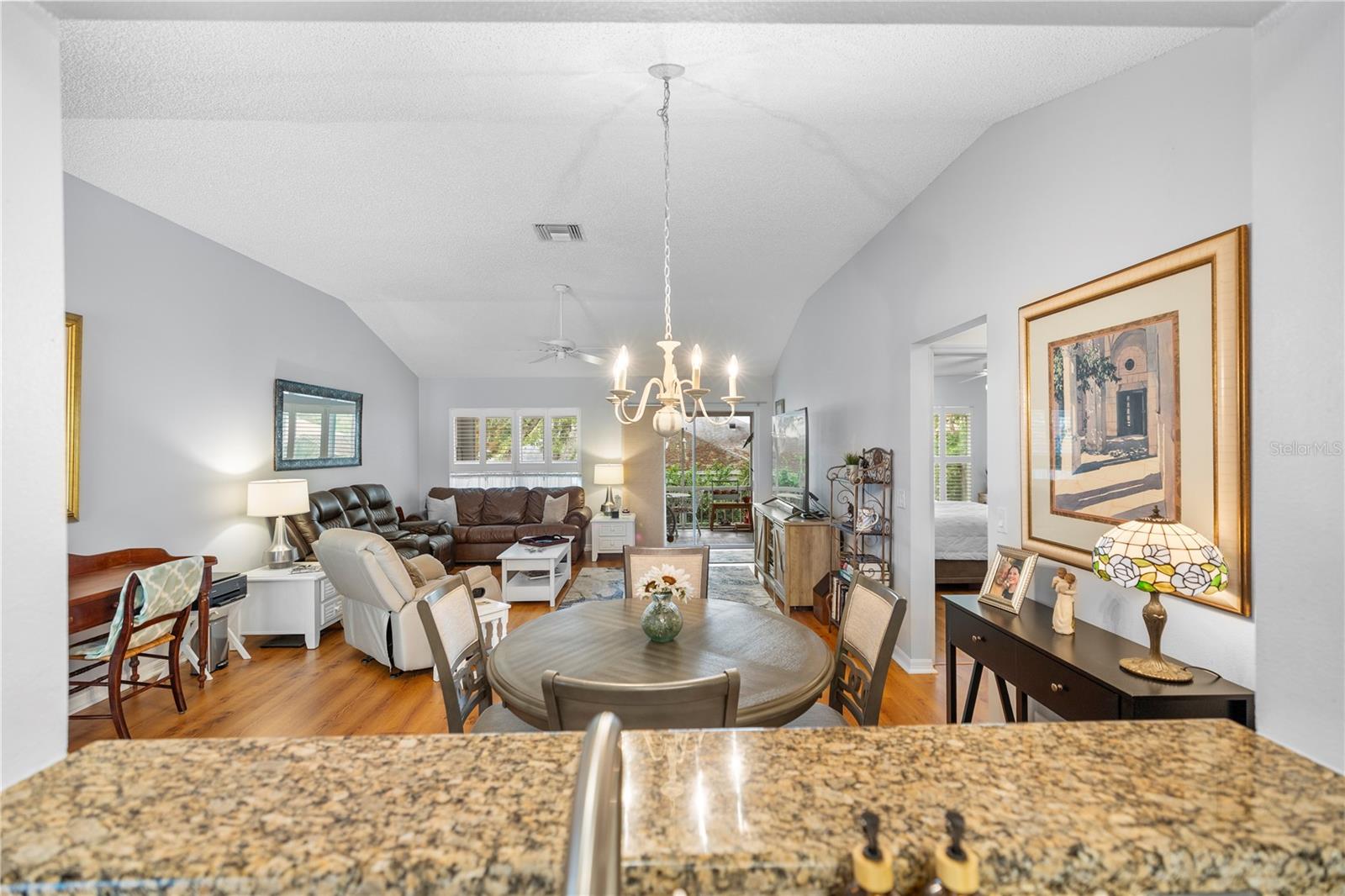 121 COSTA MESA DR, LADY LAKE, FL, 32159