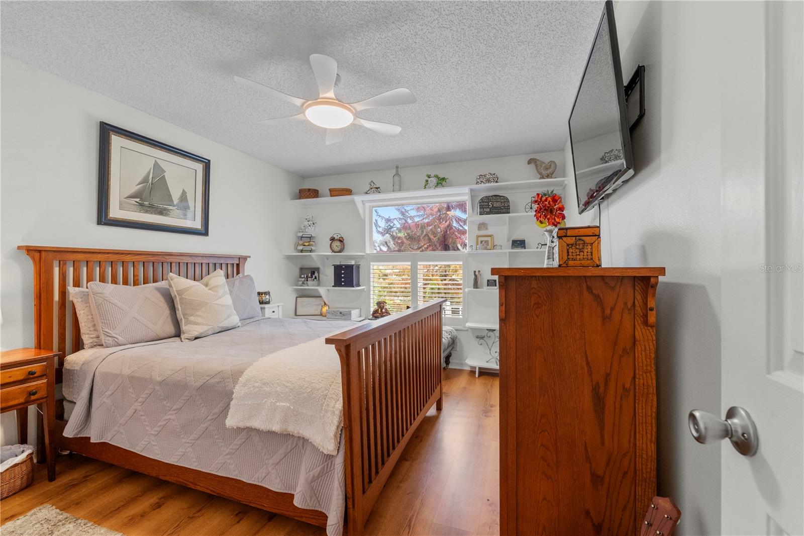 121 COSTA MESA DR, LADY LAKE, FL, 32159