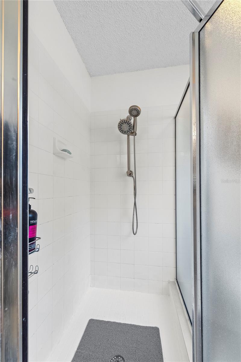 121 COSTA MESA DR, LADY LAKE, FL, 32159