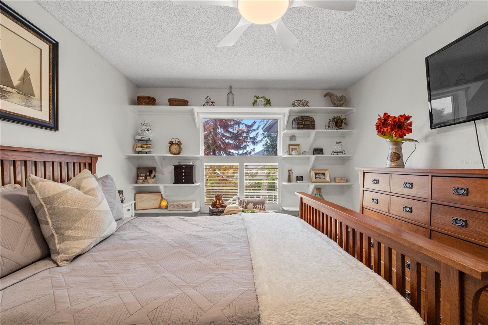 121 COSTA MESA DR, LADY LAKE, FL, 32159