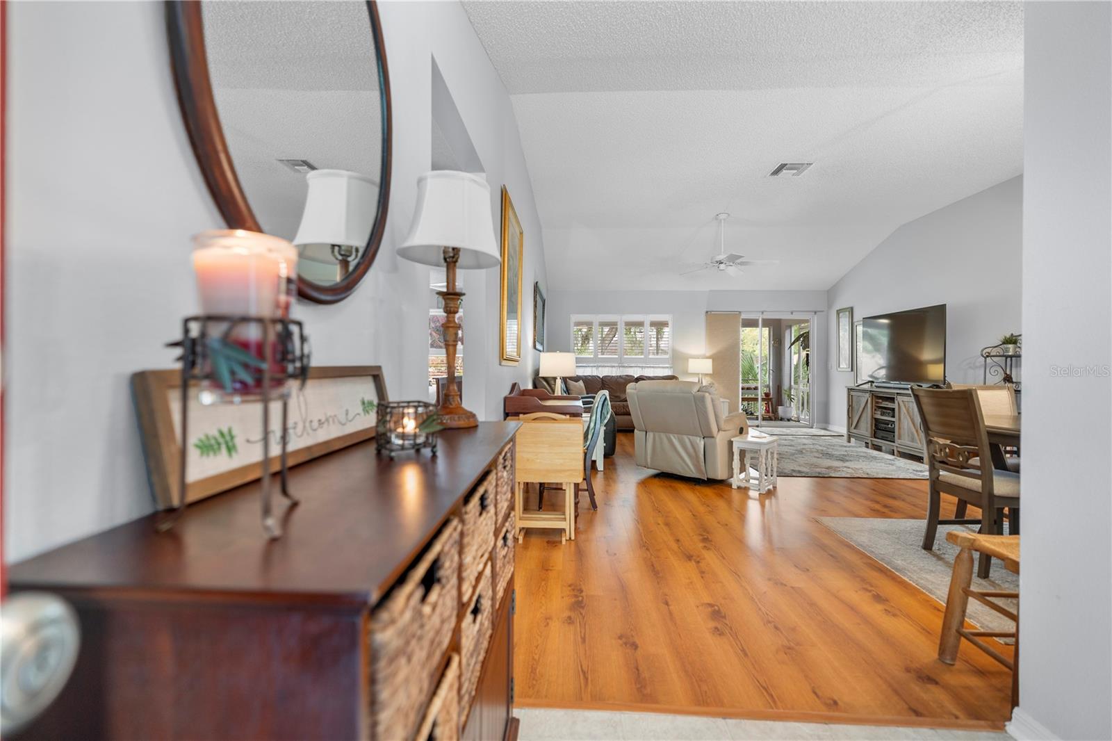 121 COSTA MESA DR, LADY LAKE, FL, 32159