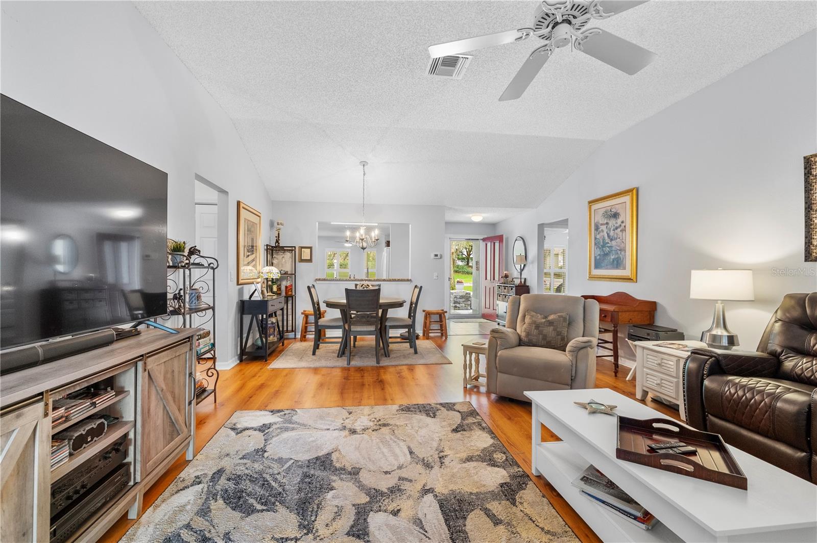 121 COSTA MESA DR, LADY LAKE, FL, 32159