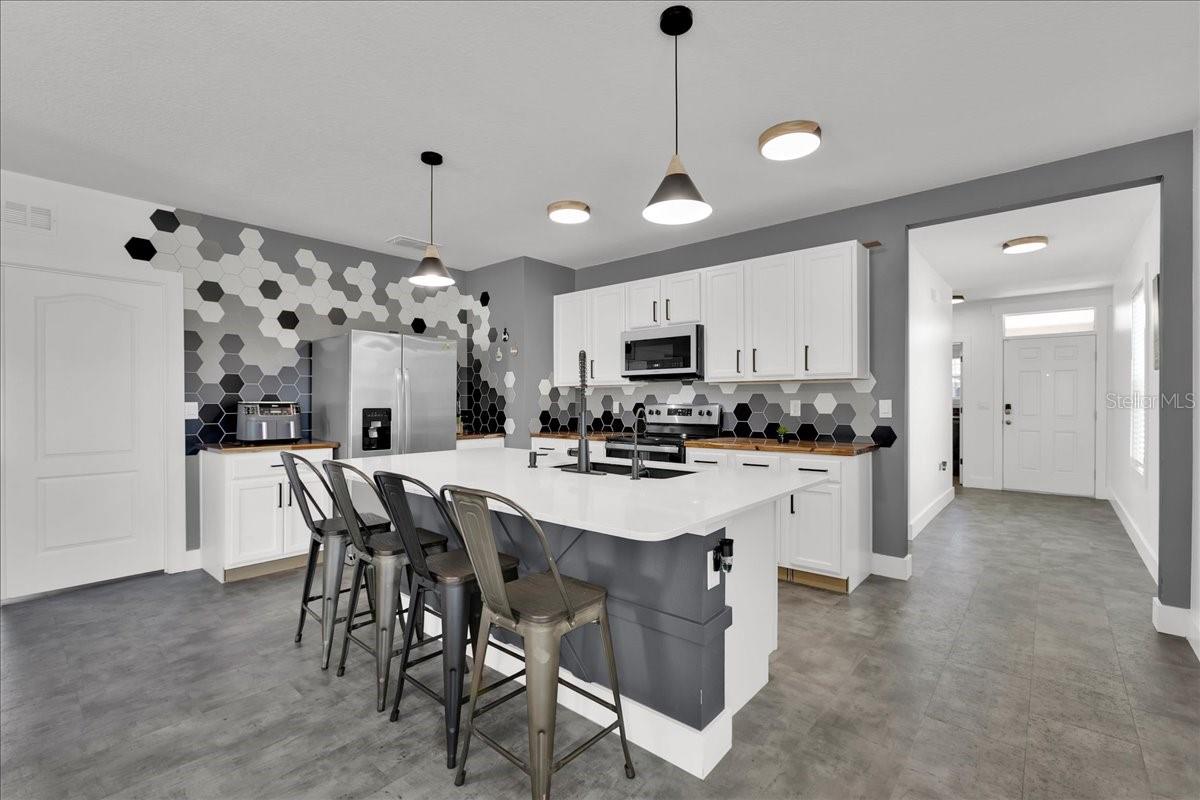 6763 GRACE HAMMOCK RD, HARMONY, FL, 34773