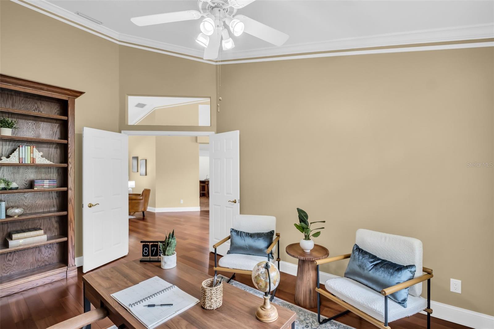 1404 EAST LAKE WOODLANDS PKWY, OLDSMAR, FL, 34677