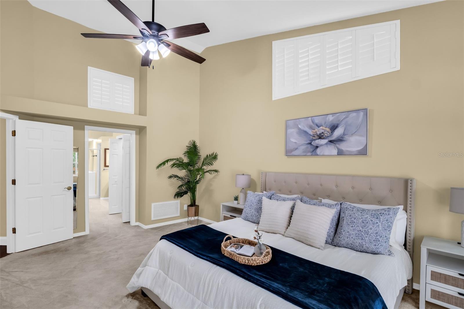 1404 EAST LAKE WOODLANDS PKWY, OLDSMAR, FL, 34677