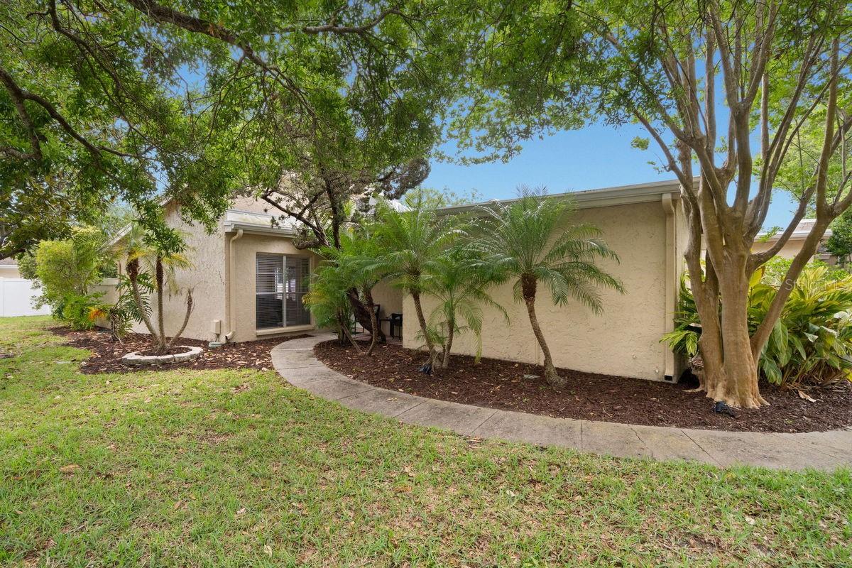 1607 AMBERLEA DR S, DUNEDIN, FL, 34698