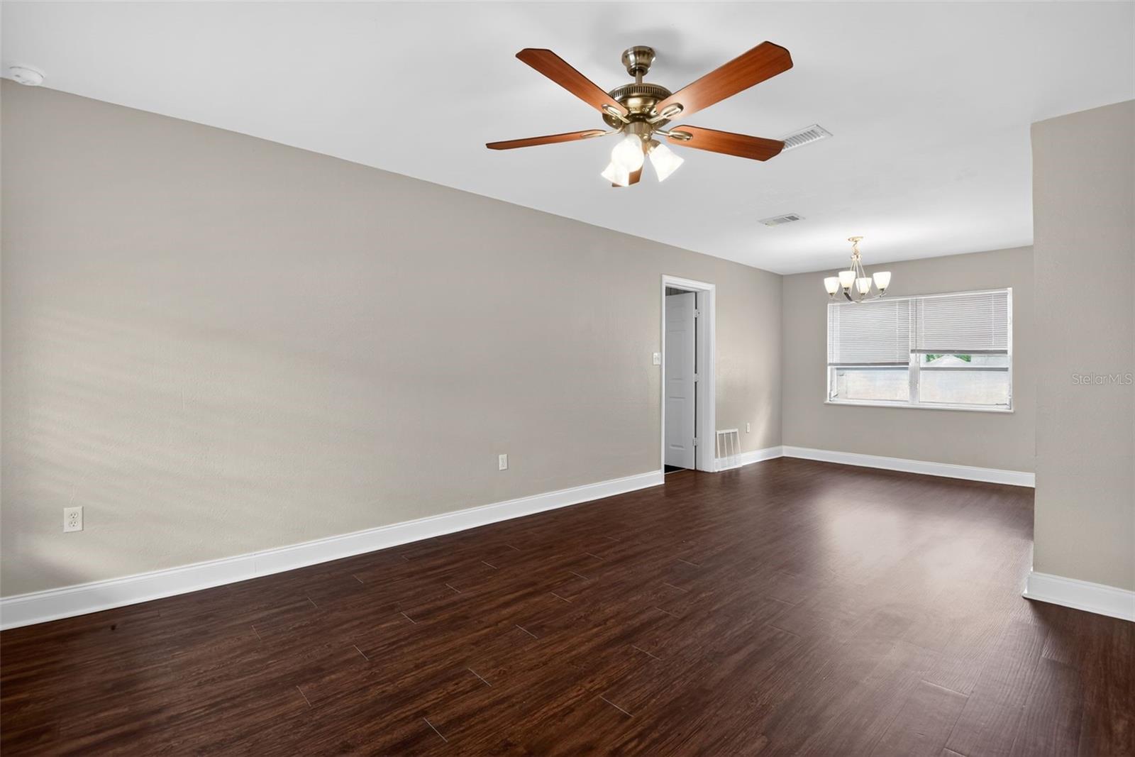 713 LAISY DR, DELAND, FL, 32724