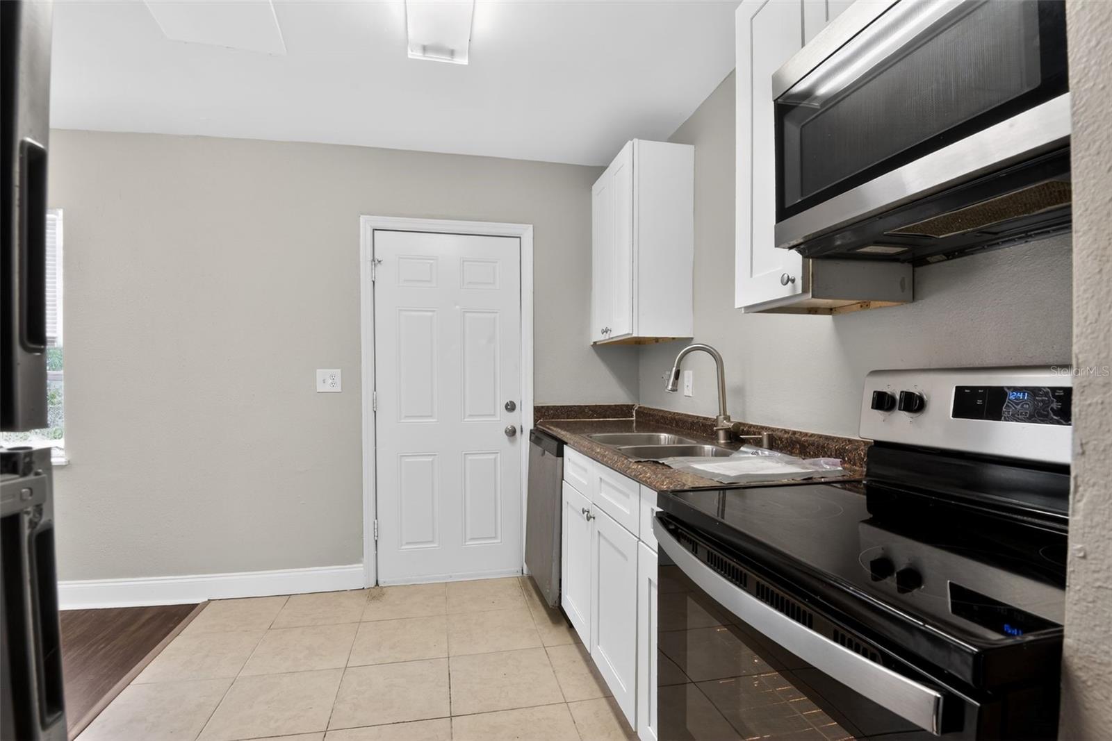 713 LAISY DR, DELAND, FL, 32724