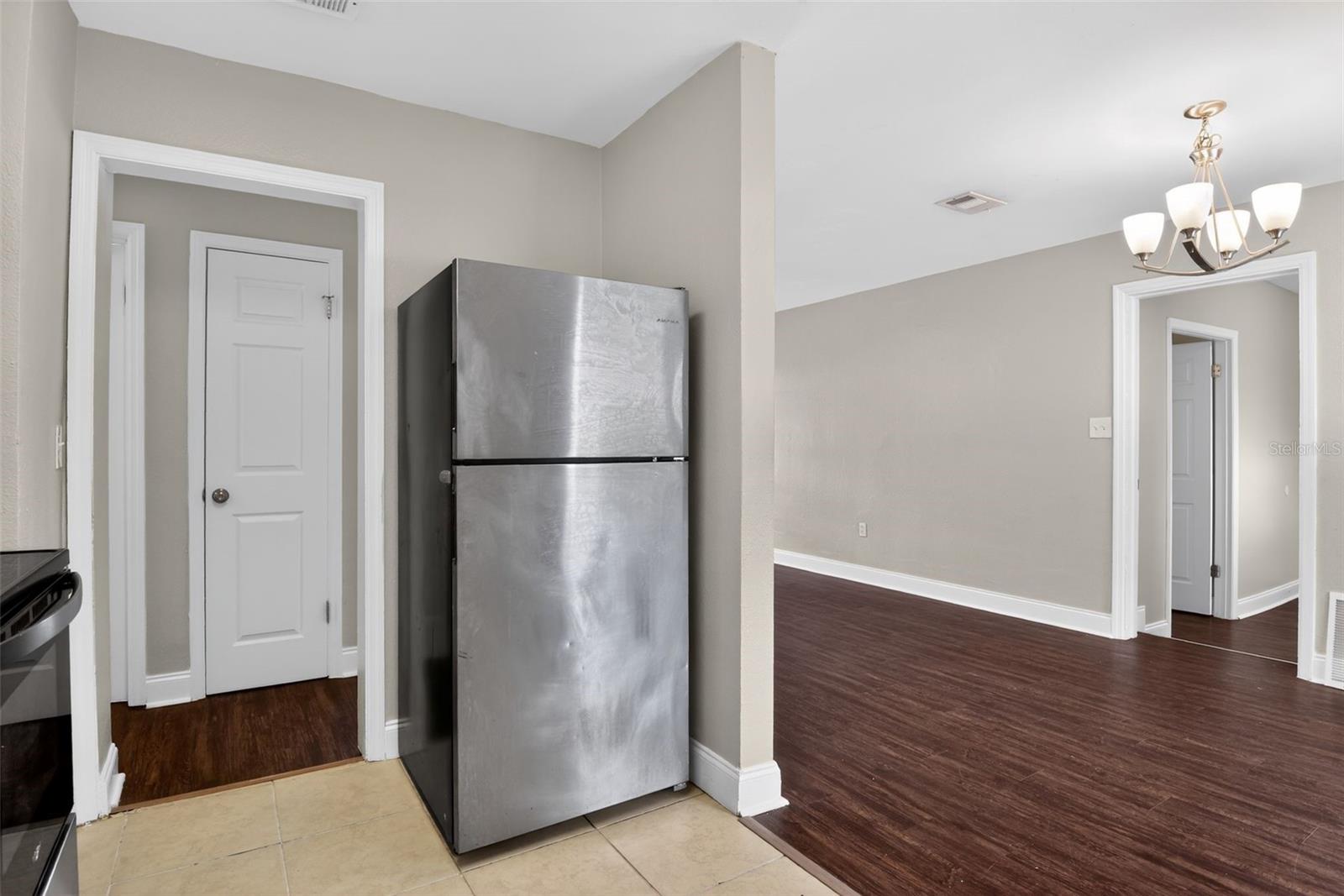713 LAISY DR, DELAND, FL, 32724
