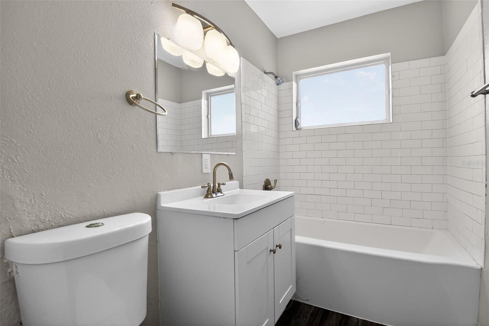 713 LAISY DR, DELAND, FL, 32724