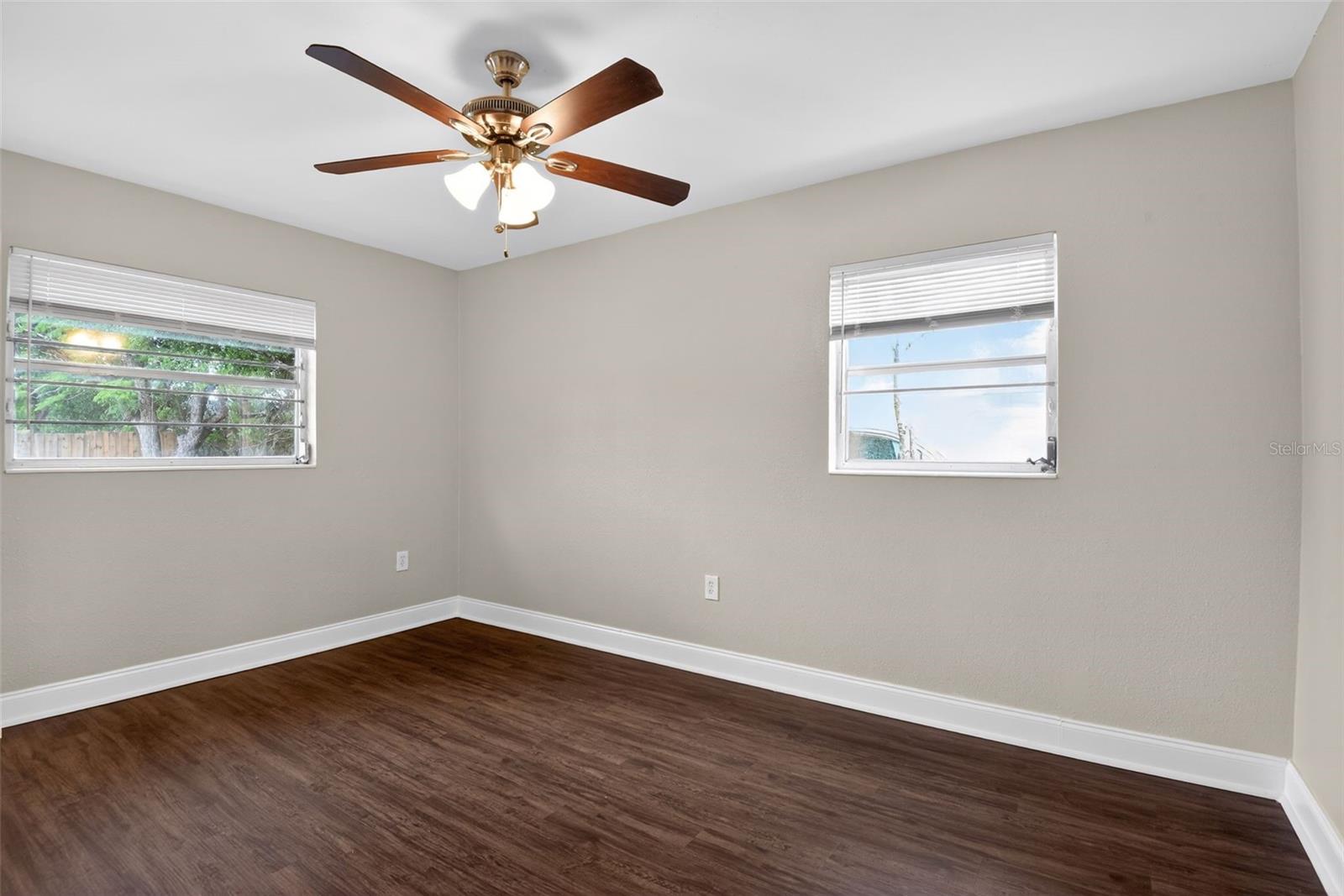 713 LAISY DR, DELAND, FL, 32724