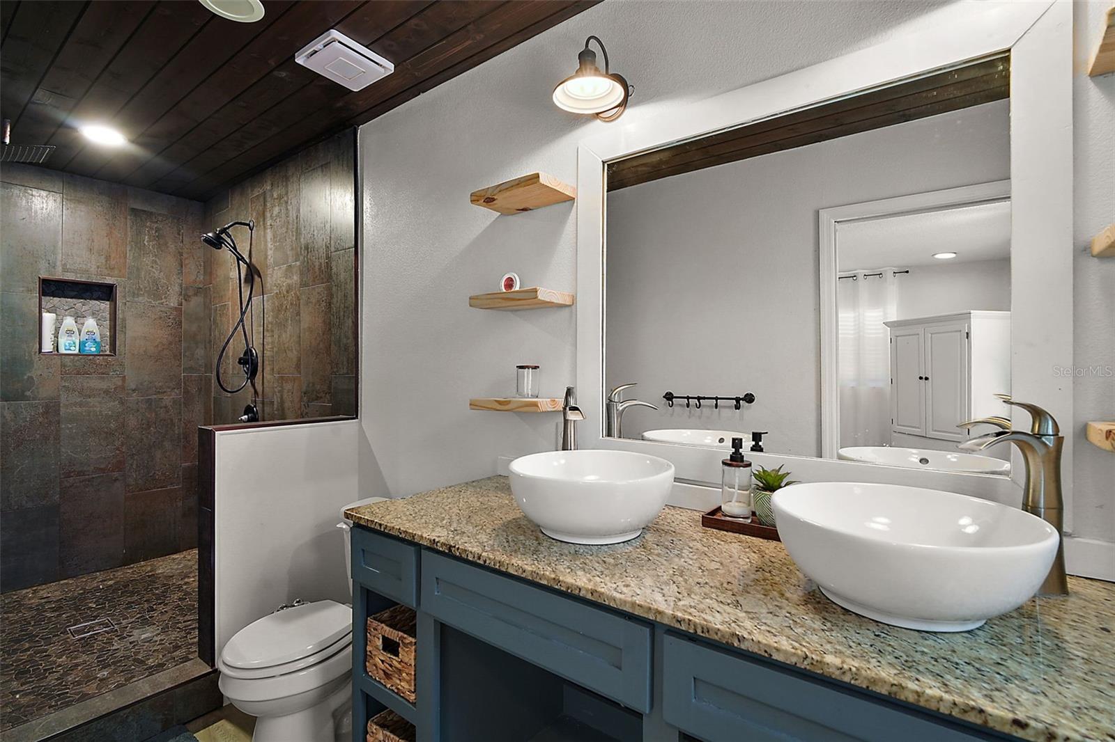 705 SUMMIT CT, MOUNT DORA, FL, 32757