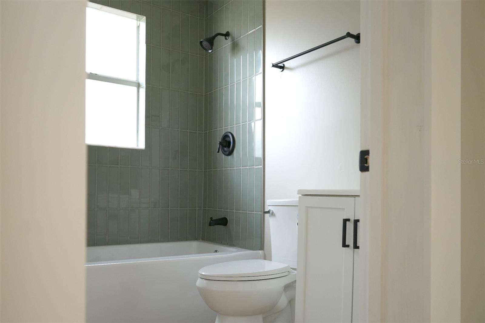 1221 E OSBORNE AVE, TAMPA, FL, 33603