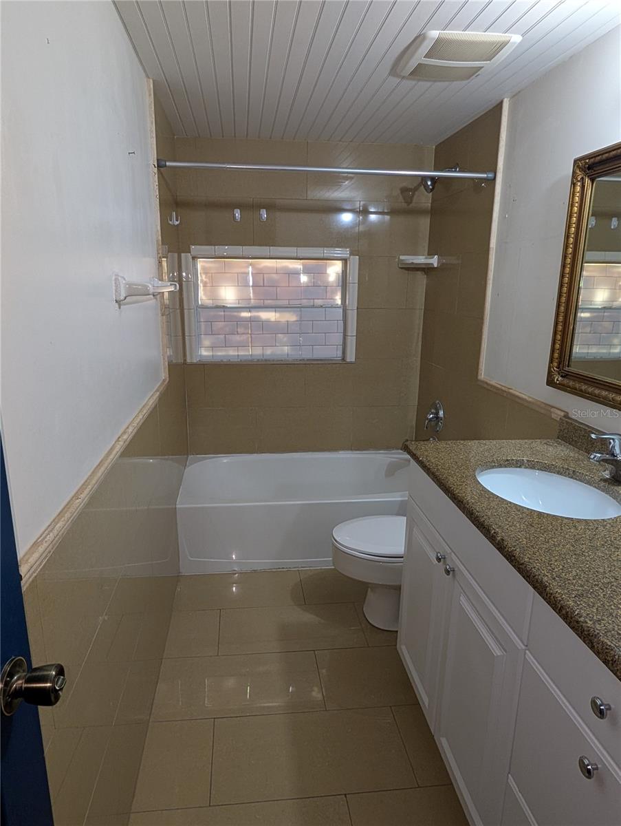 2004 2ND AVE E #1, BRADENTON, FL, 34208