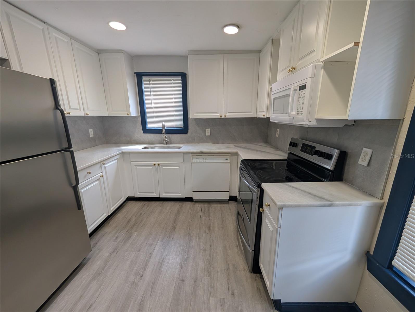 2004 2ND AVE E #1, BRADENTON, FL, 34208