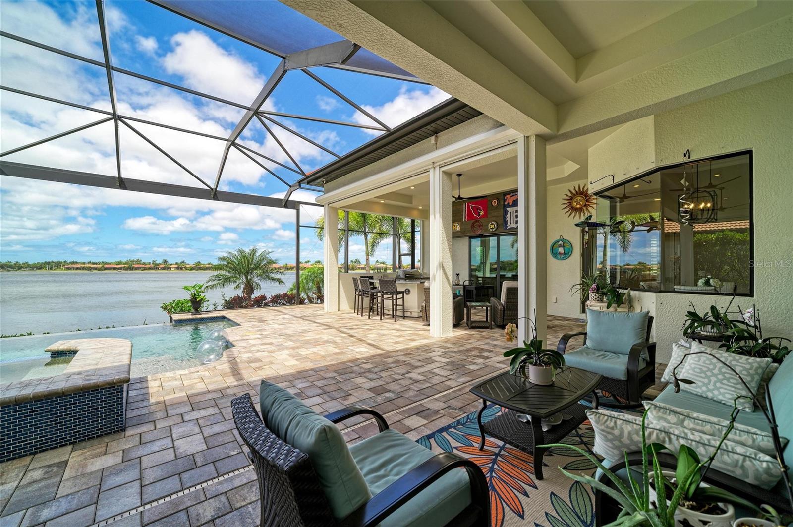 296 MARAVIYA BLVD, NOKOMIS, FL, 34275