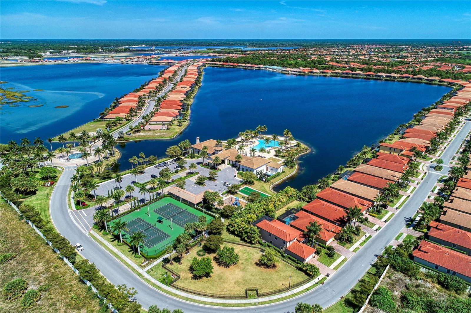 296 MARAVIYA BLVD, NOKOMIS, FL, 34275