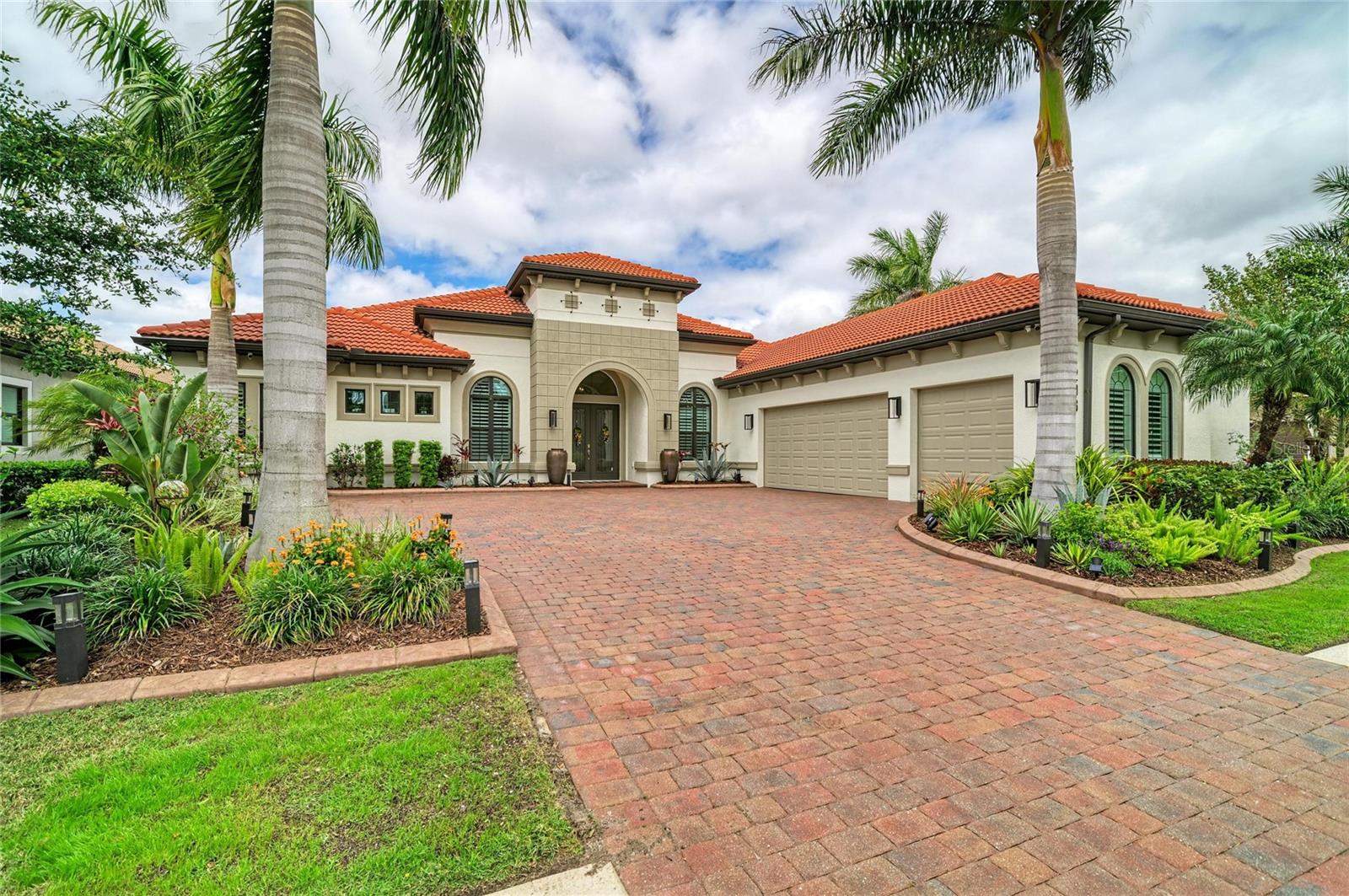 296 MARAVIYA BLVD, NOKOMIS, FL, 34275