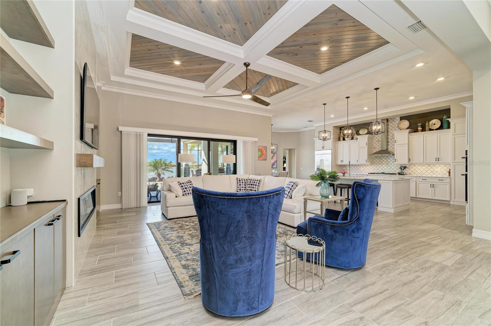 296 MARAVIYA BLVD, NOKOMIS, FL, 34275