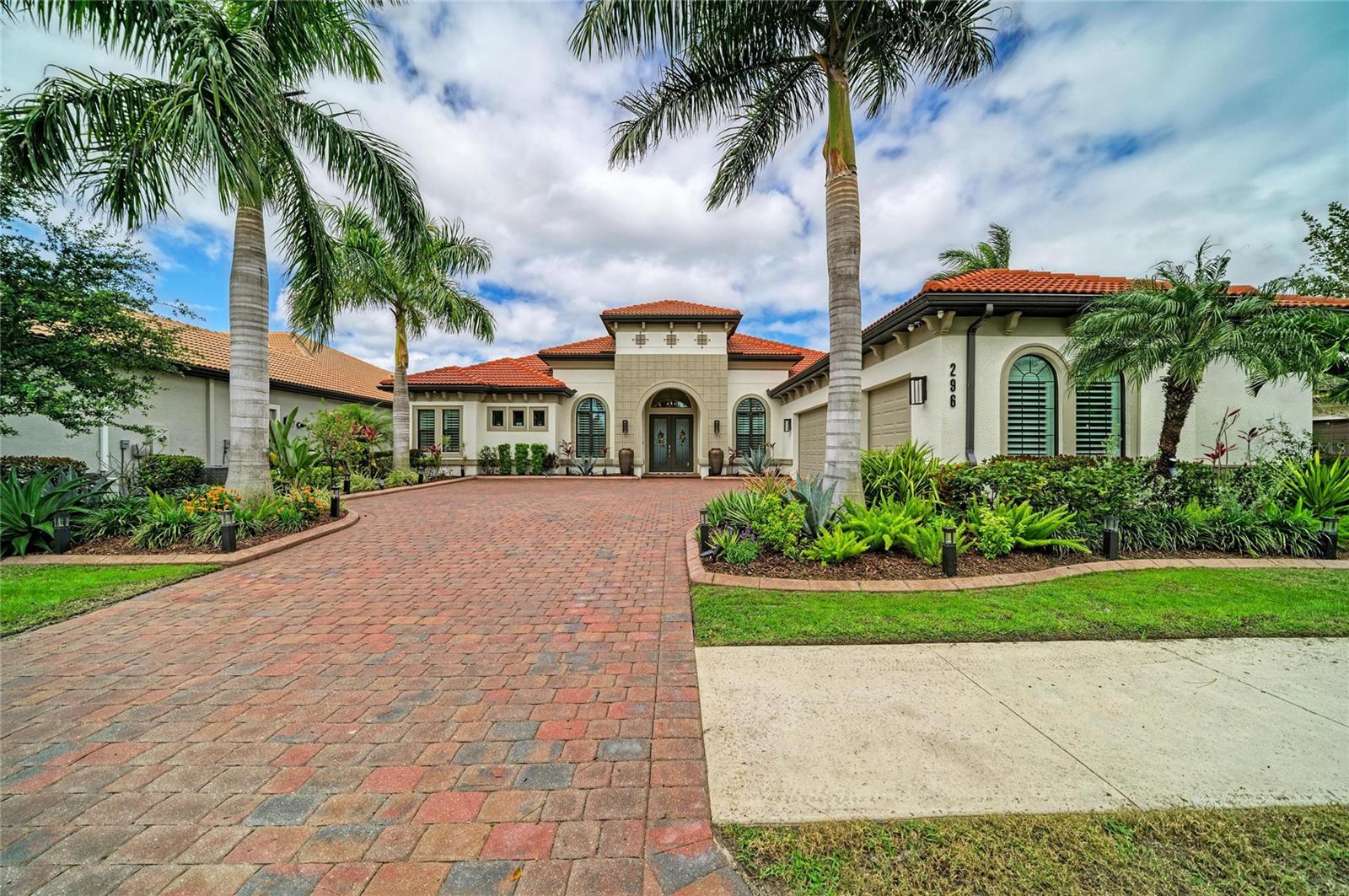 296 MARAVIYA BLVD, NOKOMIS, FL, 34275