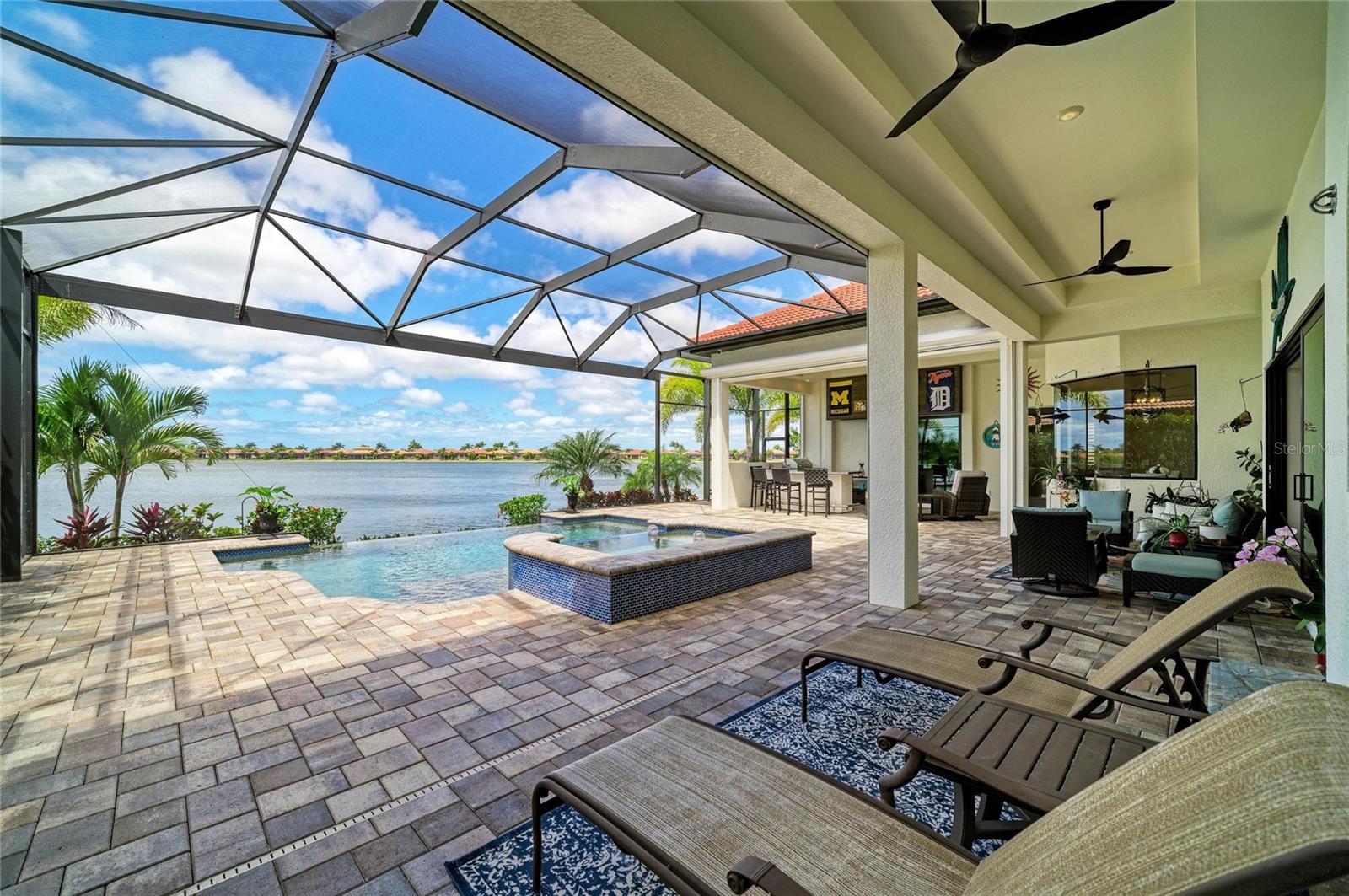 296 MARAVIYA BLVD, NOKOMIS, FL, 34275